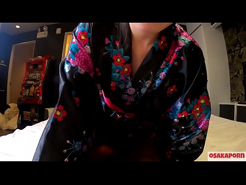 ❤️ Una ghjovana cosplay ama u sessu finu à l'orgasmo cù un squirt in una cavaliera è un pompino. Ragazza asiatica cù figa pelosa è belle tette in costume tradiziunale giapponese in video amatoriale chì mostra masturbazione cù ghjoculi cazzo. Sakura 3 OSAKAPORN. ❤ Sluts à noi ❤