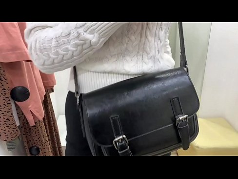 ❤️ Masturbazione publica di a ghjovana cagna FeralBerry cù un dildo in a sala di prove ❤ Sluts à noi ❤